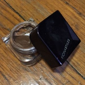 fiona stiles aquaveil (arrow)